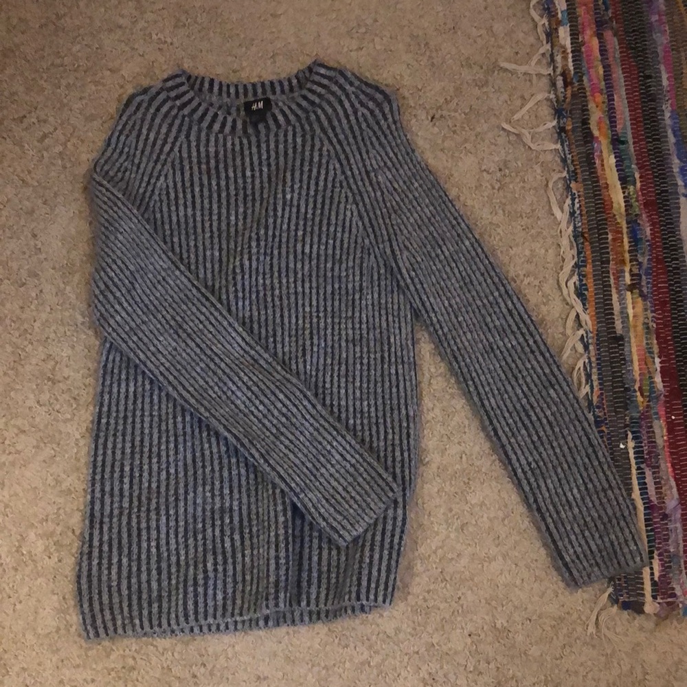 H&M sweater